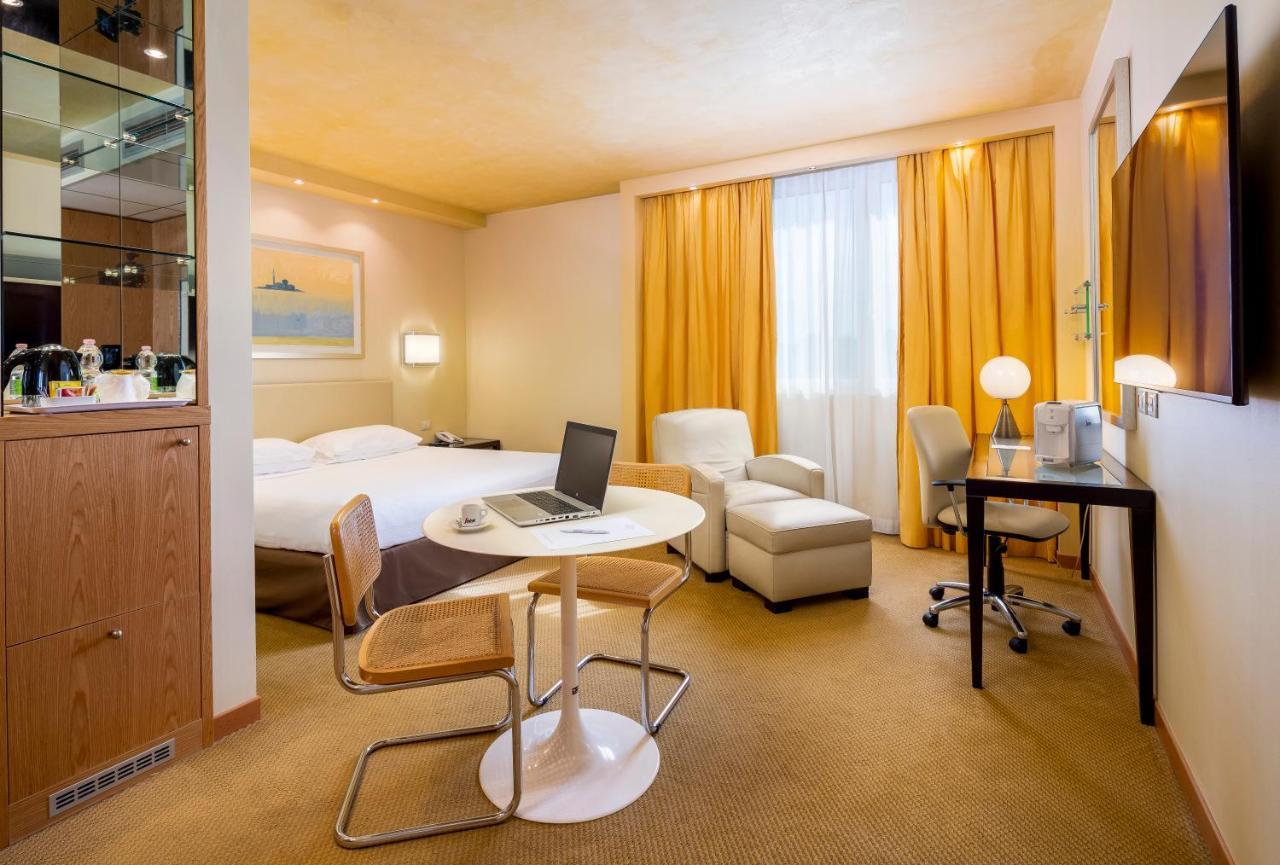 Crowne Plaza Padova By Ihg Hotel Eksteriør billede