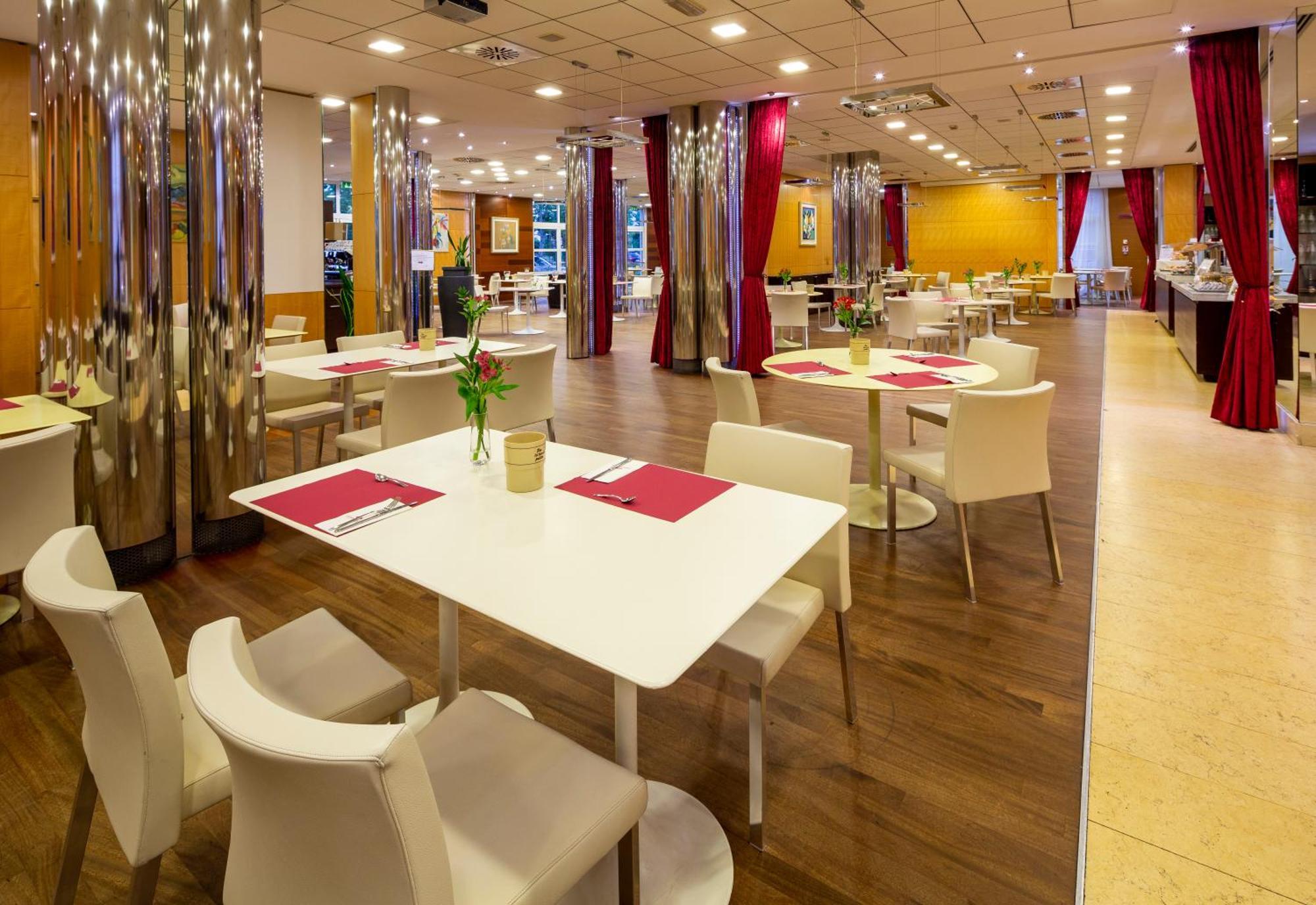 Crowne Plaza Padova By Ihg Hotel Eksteriør billede