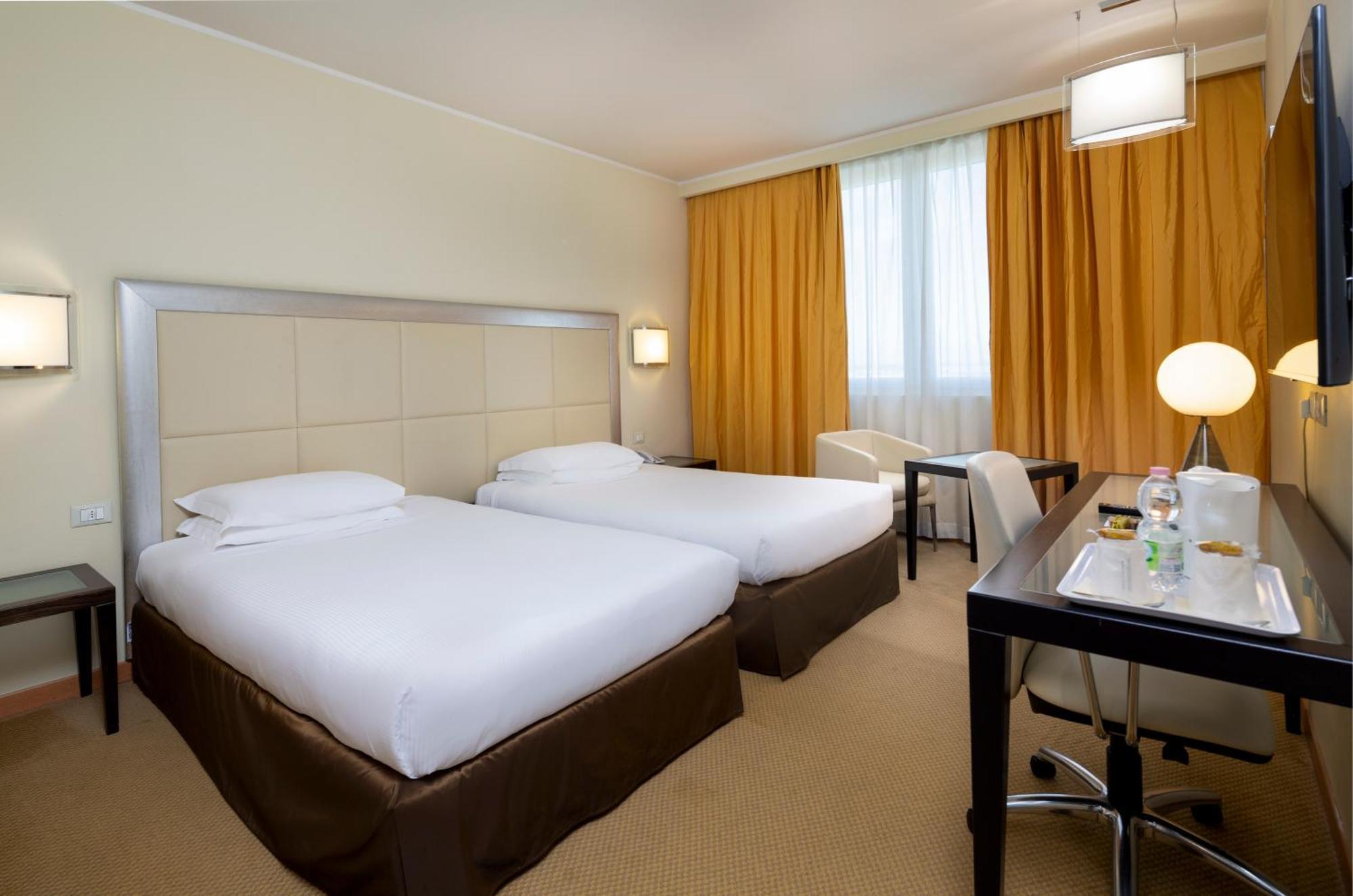 Crowne Plaza Padova By Ihg Hotel Eksteriør billede